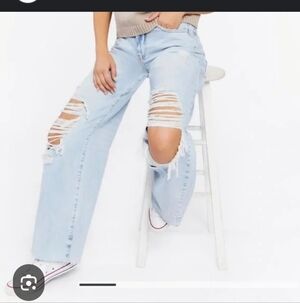 Forever 21 Light Blue Distressed Boyfriend Jeans